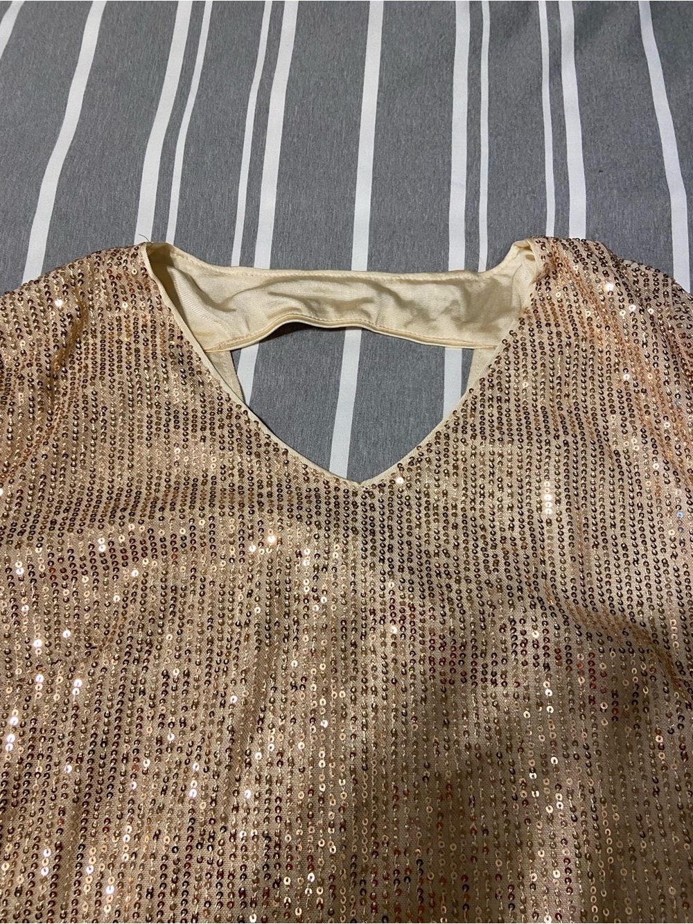 Grace Karin Champagne Sequin V-Neck Bell Sleeve Top - Picture 3 of 7